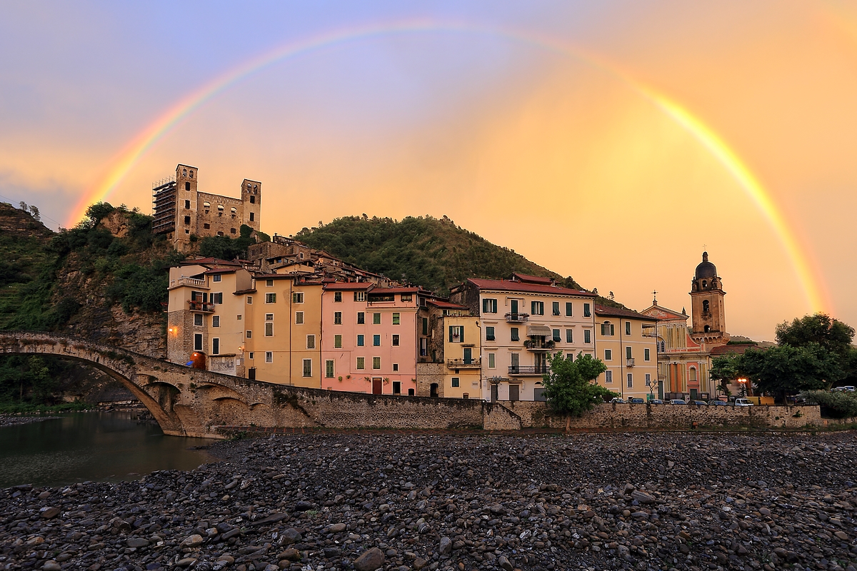 Arcobaleno su Dolceacqua