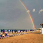 arcobaleno sulla spiaggia