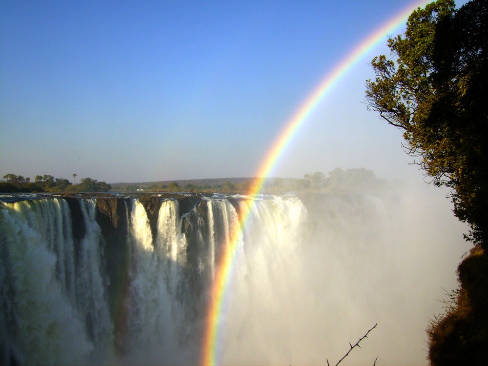 Arcobaleno sulle Cascate Vittoria