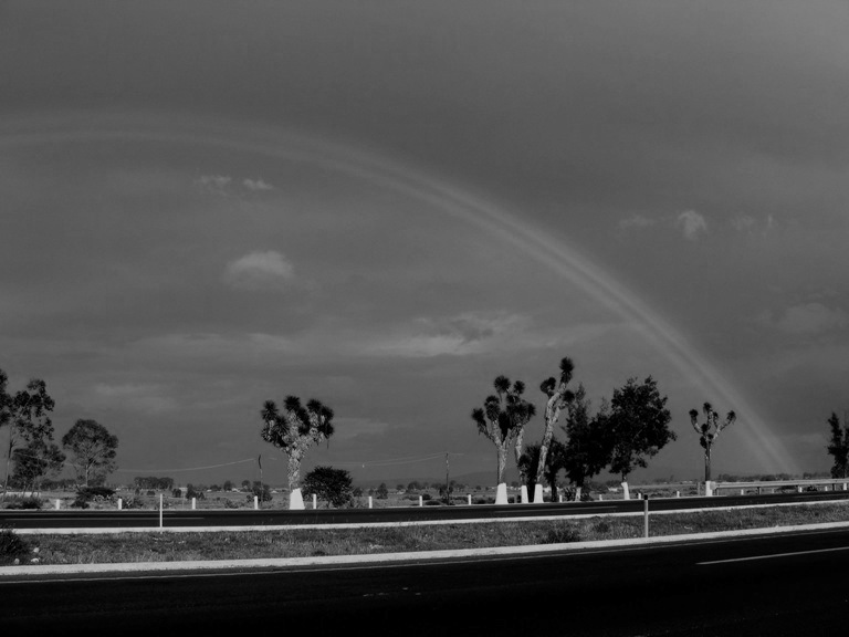 Arcoiris sin color