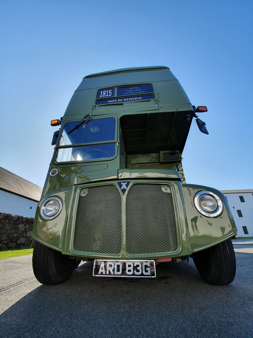 Ardbeg bus