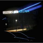 "Arena" bei Nacht