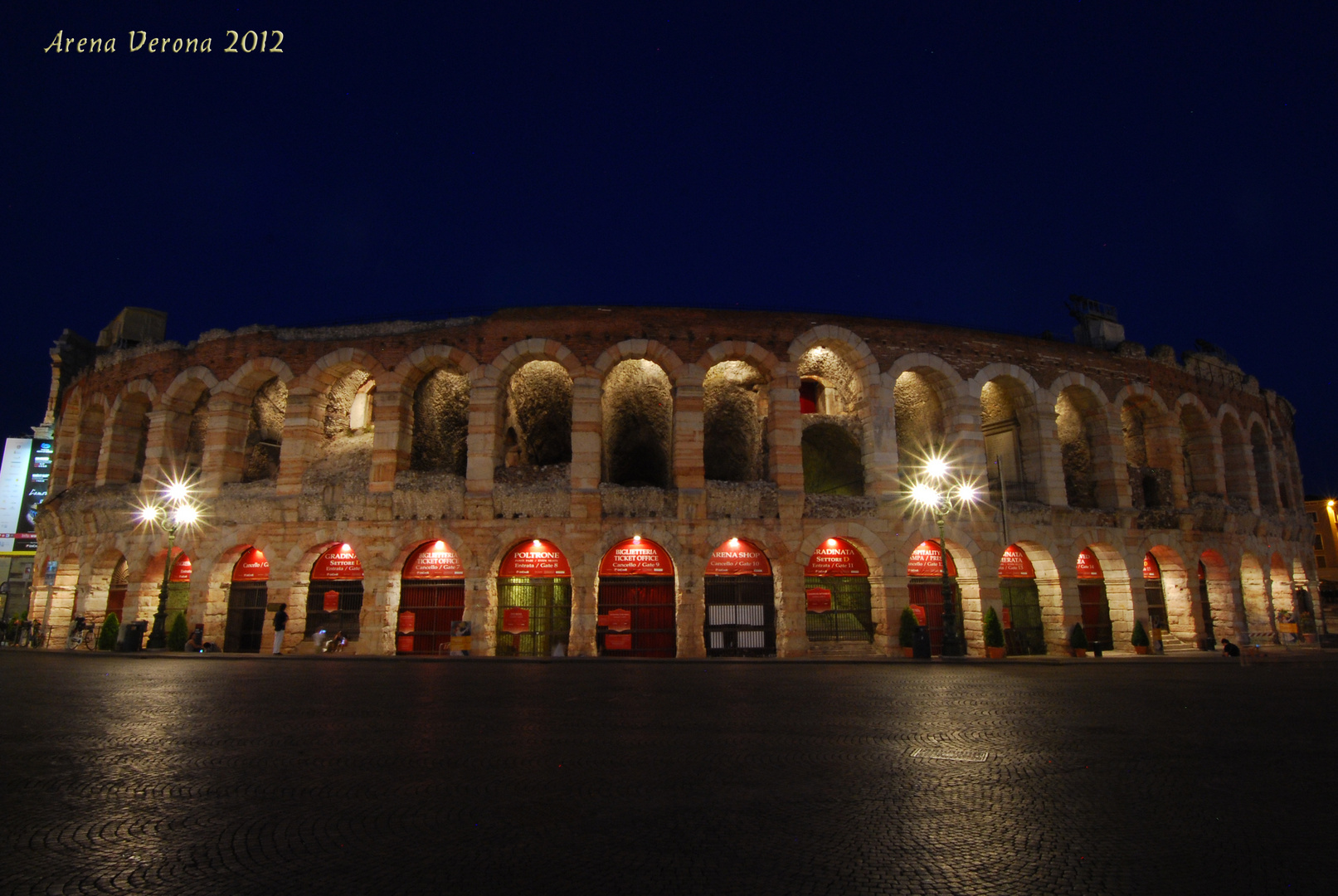 Arena die Verona bei Nacht