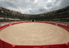 ARENA NIMES