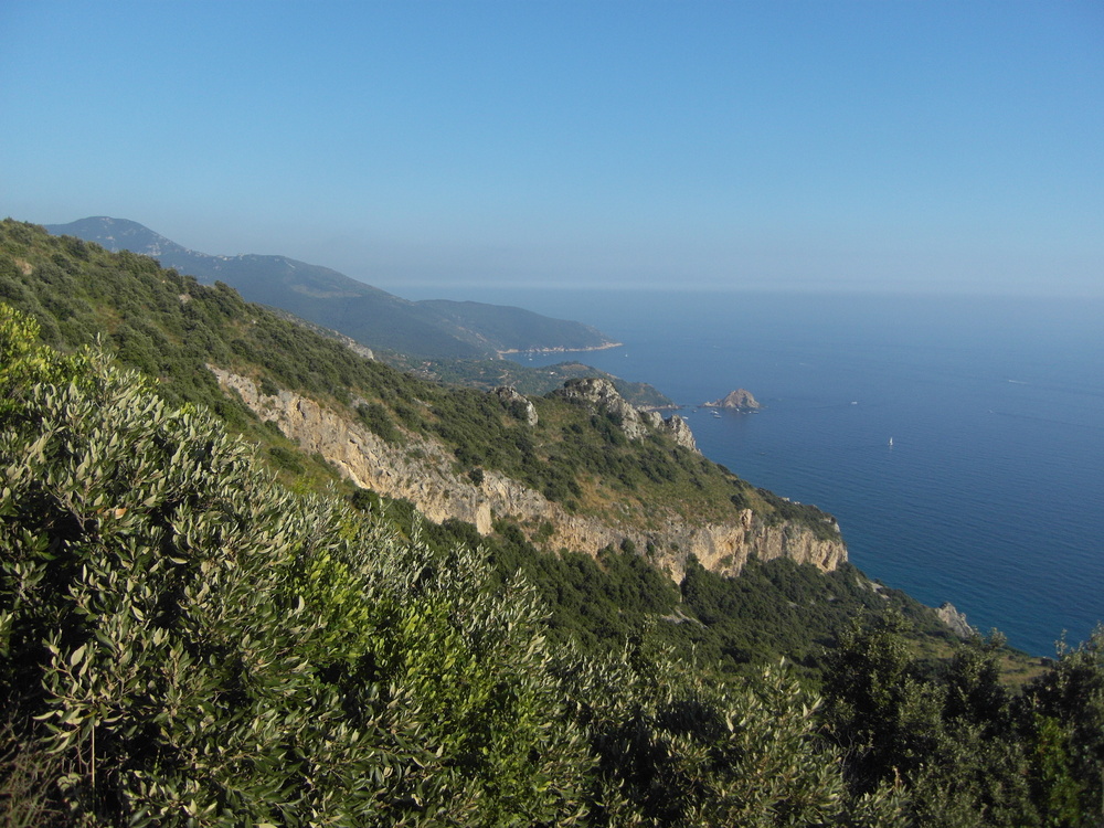 argentario-isola rossa: un panorama da sogno...