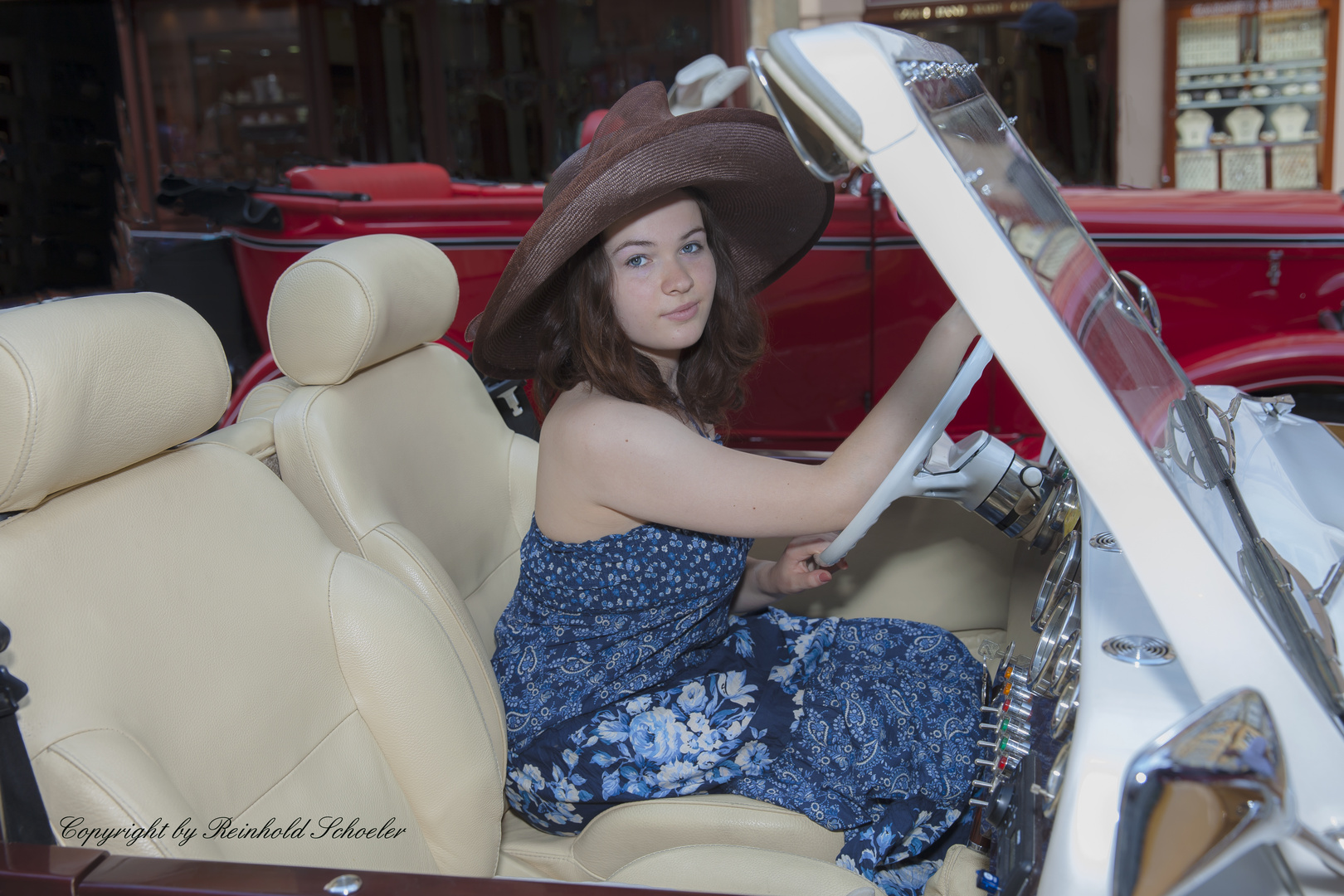 Ariane in einem Classic Car