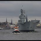 "ARK ROYAL" verlässt Hamburg