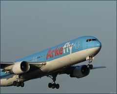 Arkefly, B 767-383ER cn24477, Reg: PH-AHQ