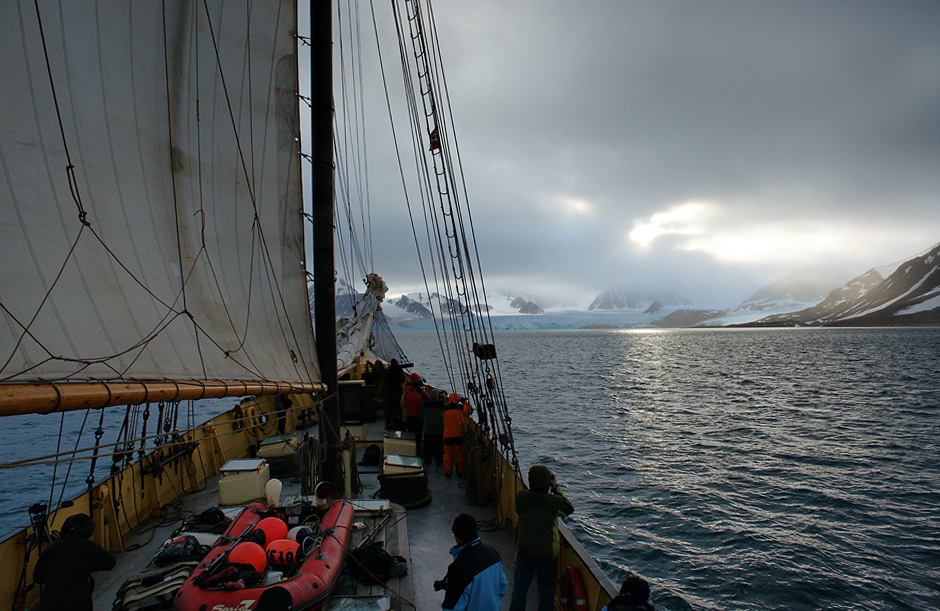 - Arktisches Land Spitzbergen / Svalbard - Reisebericht 2008 / 001 (Unser Zuhause)