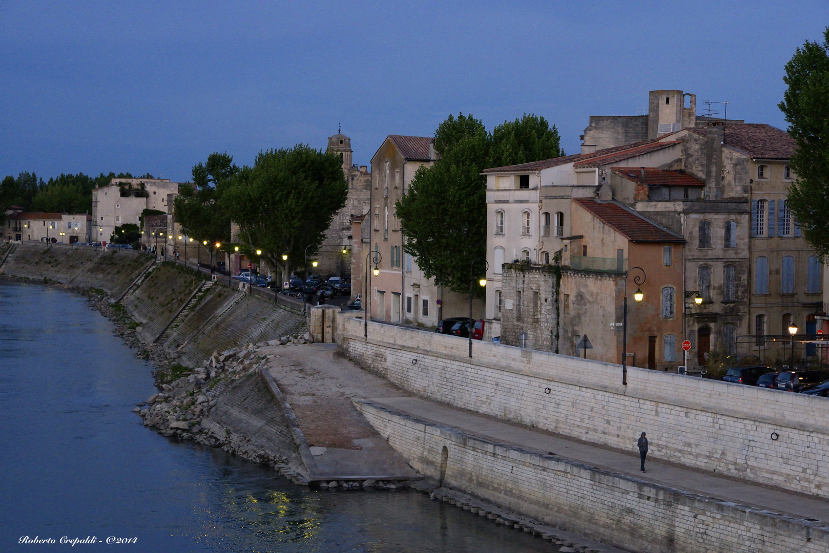 Arles, bella di sera