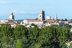 Arles - Blick auf die Altstadt - mit Tele vom Hotel