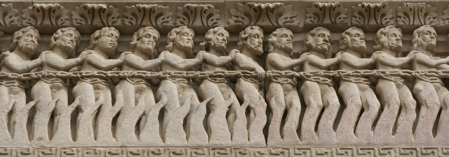 Arles - Kirchenfassade Detail 3