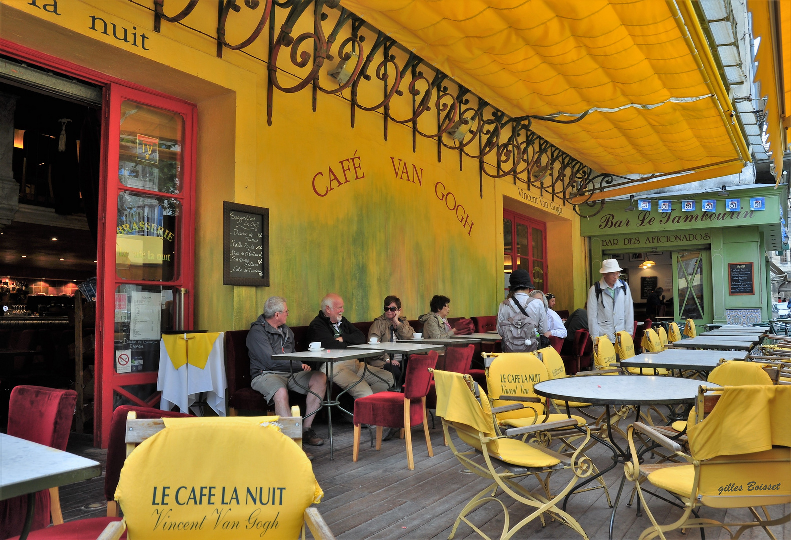 Arles le café la nuit photo et image europe, france, provencealpes