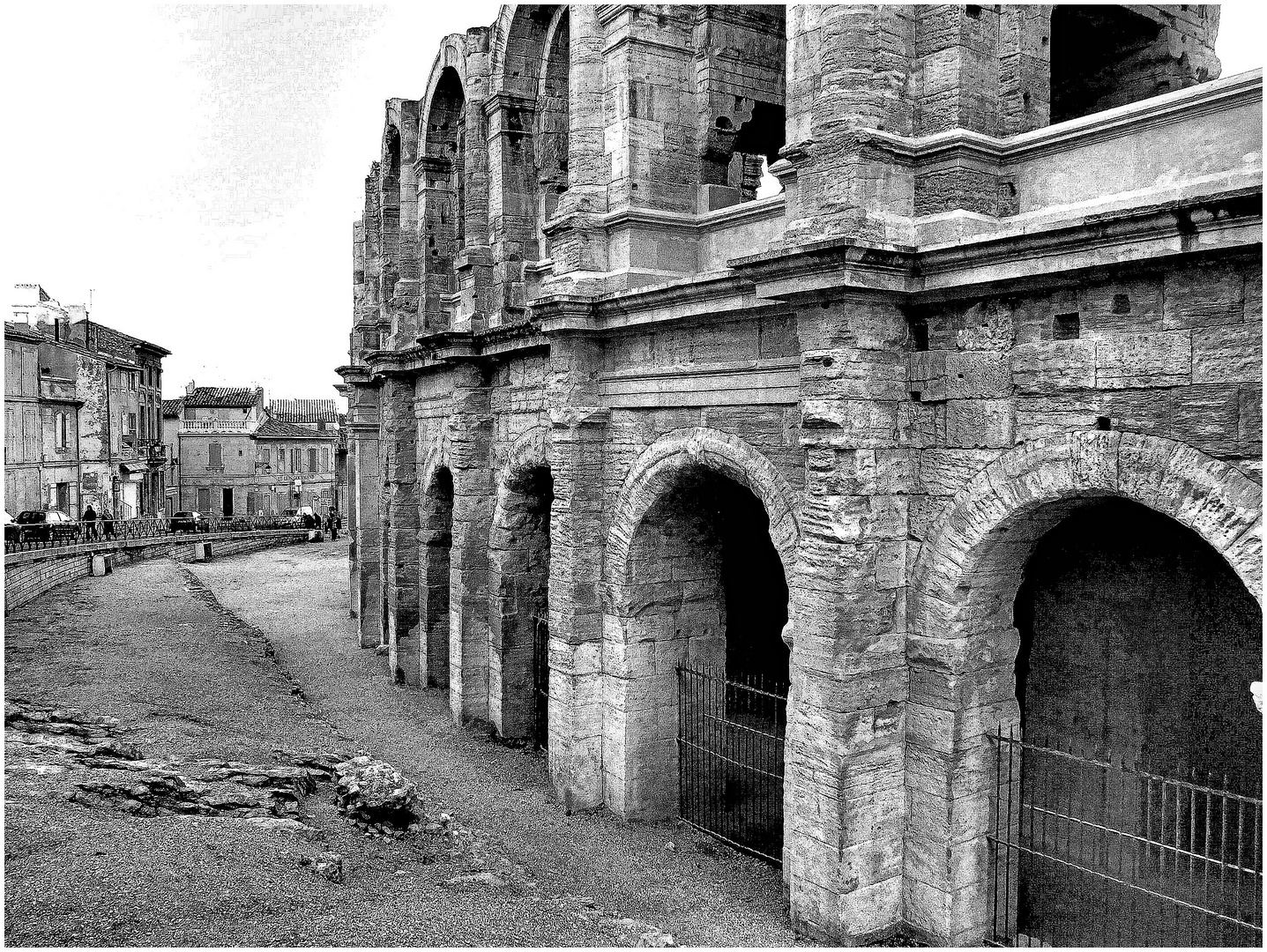 Arles, les arènes. 2