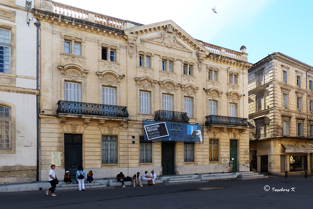 Arles - Platz der Republik - Museum