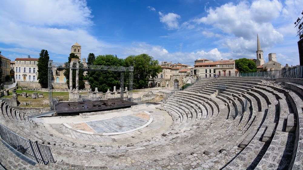 Arles Theater