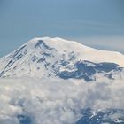 Armenien: Der Ararat herangezommt.