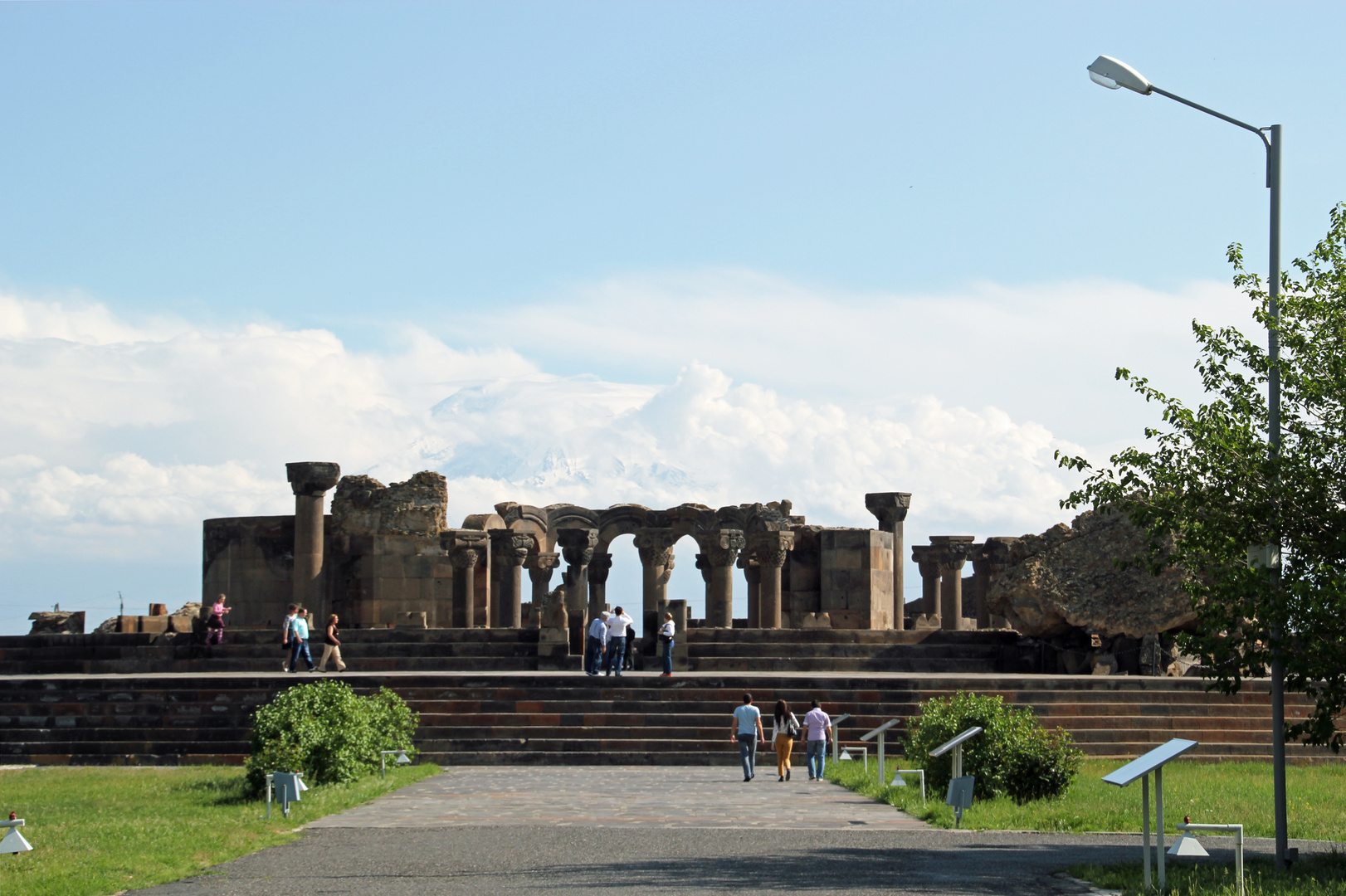 Armenien: Die Ruine des Tempels Zvartnots