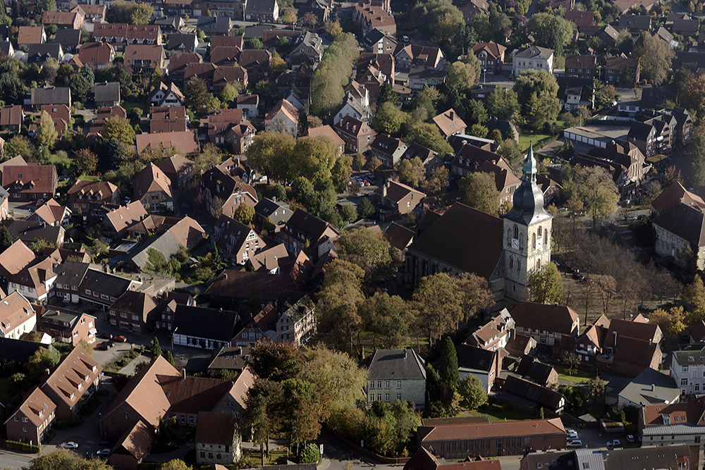 ...Armenviertel an der Kirche!"