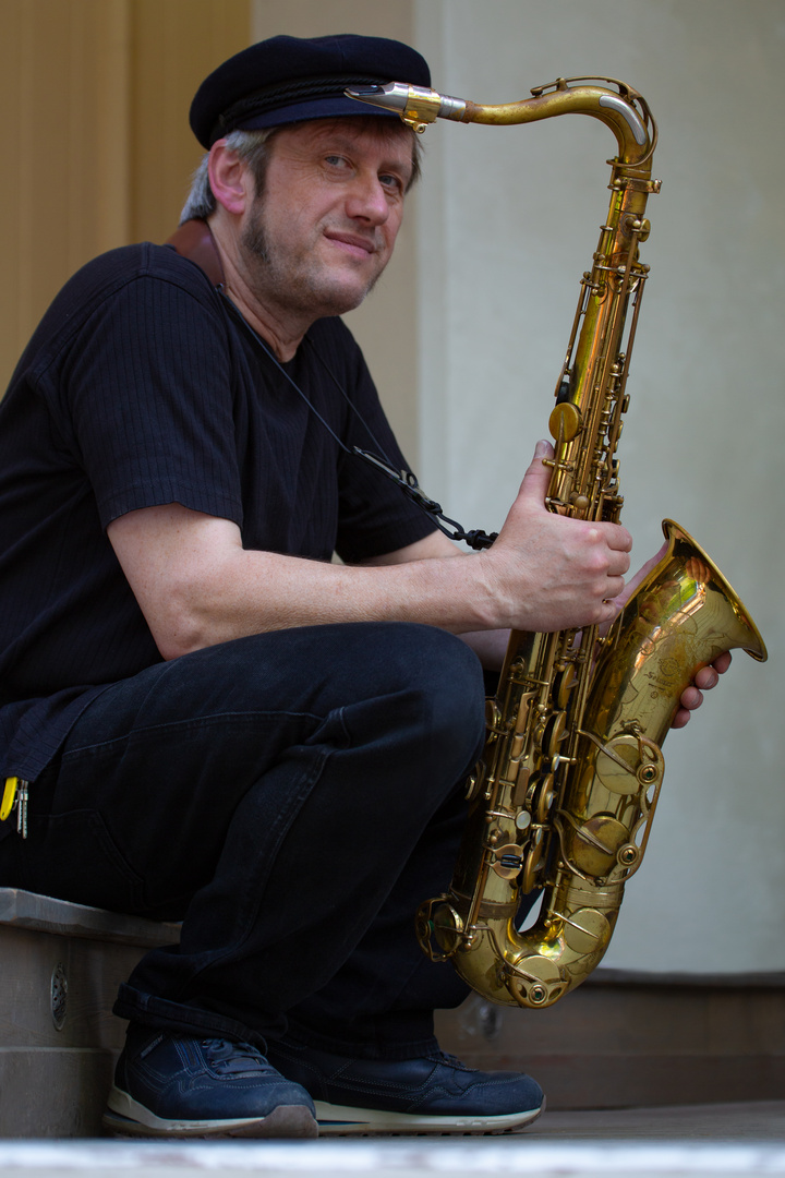 Armin Schönert mit seinem Saxophon