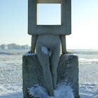 Arneburg - Elbe & Frau mit Durchblick 1