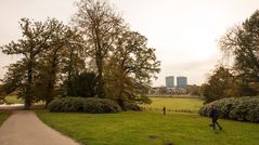 Arnhem - Park Sonsbeek - View on Park- and Rijntoren  - 06