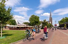 Arnhem - Velperplein - Martinuskerk 