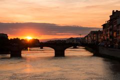 Arno beim Sonnenuntergang