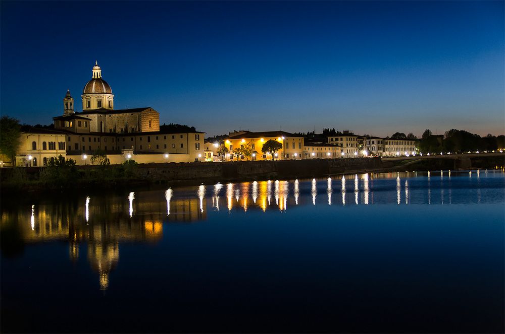 Arno mit Blick Richtung Oltrarno, Firenze April 2014
