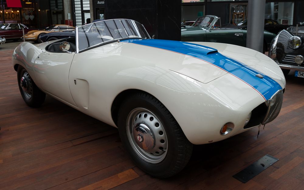 Arnolt-Bristol - Seitenfront