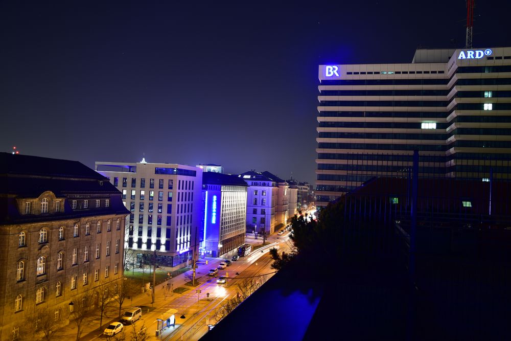 Arnulfstr. München in der blauen Stunde (HDR)