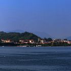 Arona, Blick zum Angera-Schloss