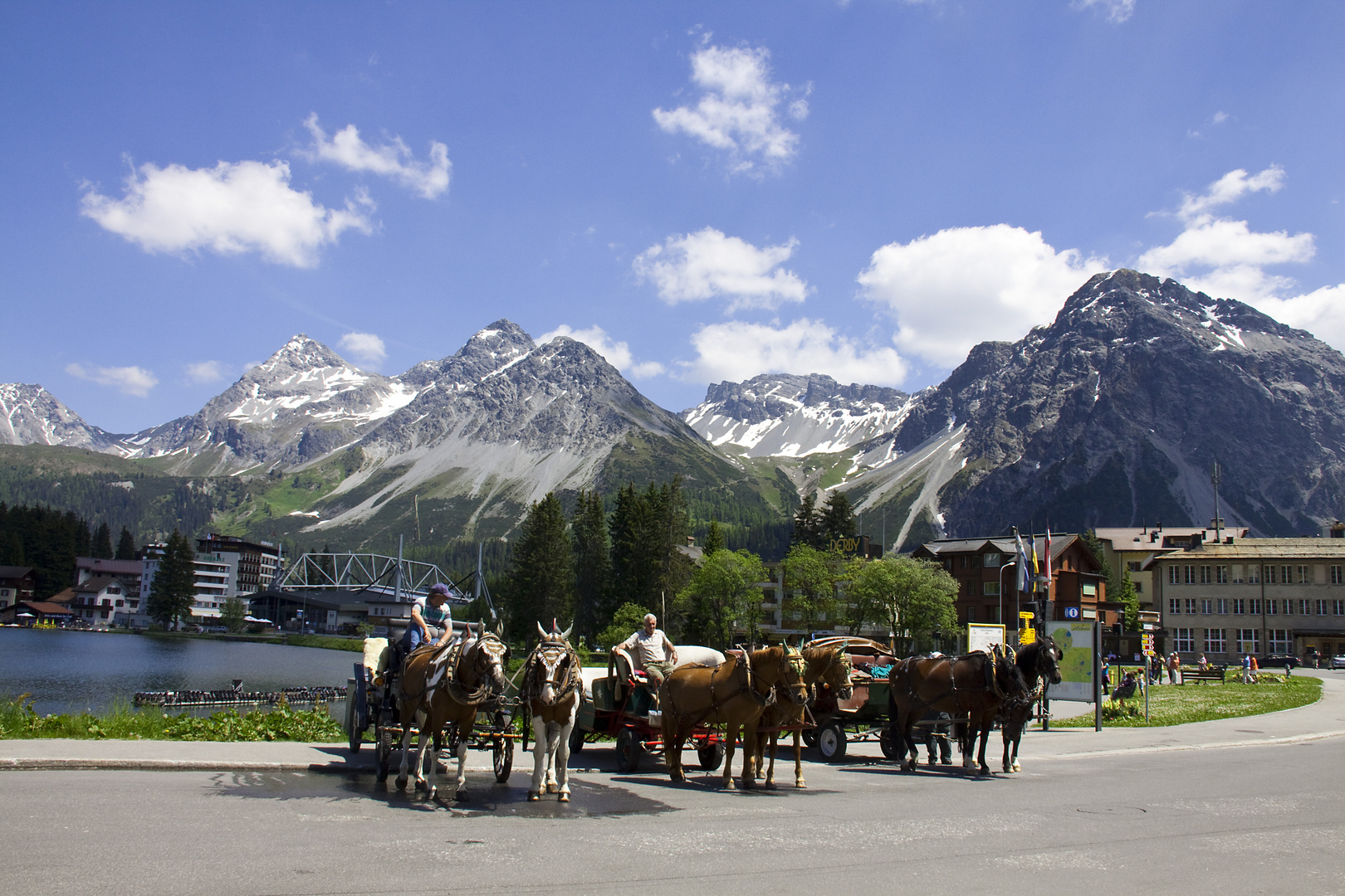 Arosa mit Bergwelt