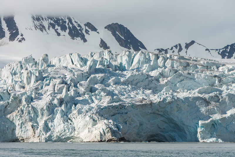 Around Spitsbergen V