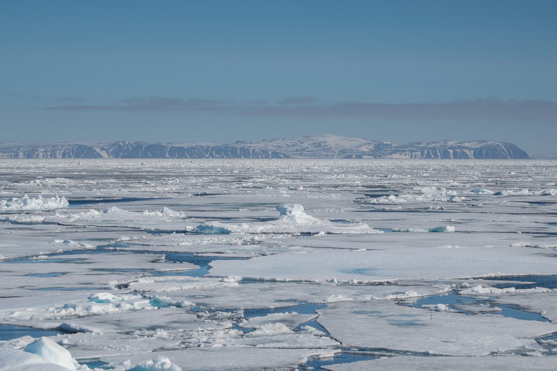 Around Spitsbergen VI