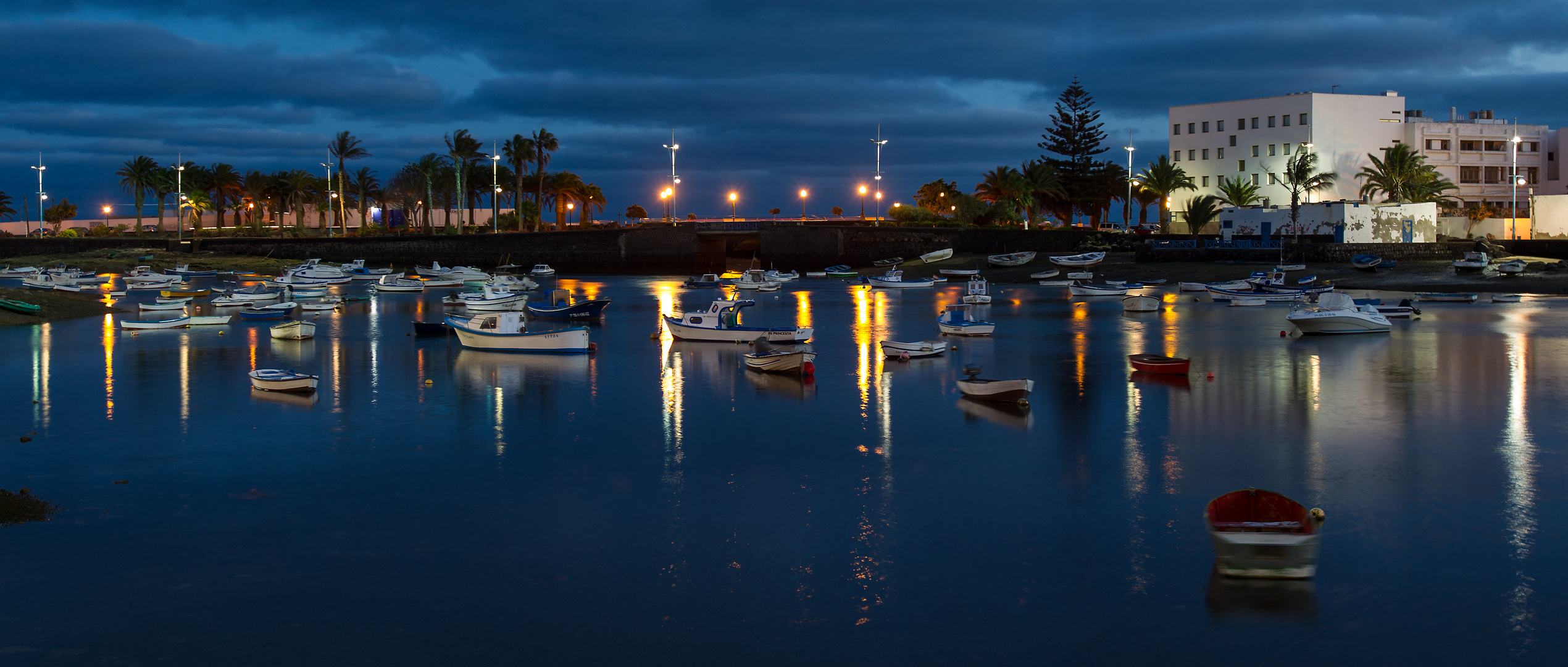 Arrecife ... der kleine Hafen ...