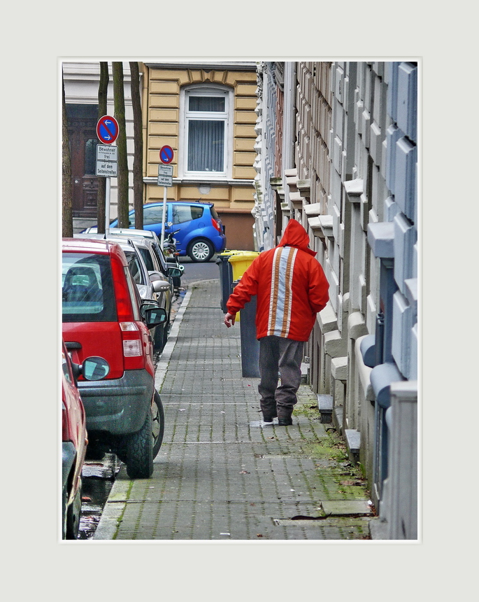 Arrenberg, Benzstraße (sicher ist ... das ist NICHT der Bischof, Nikolaus von Myra)