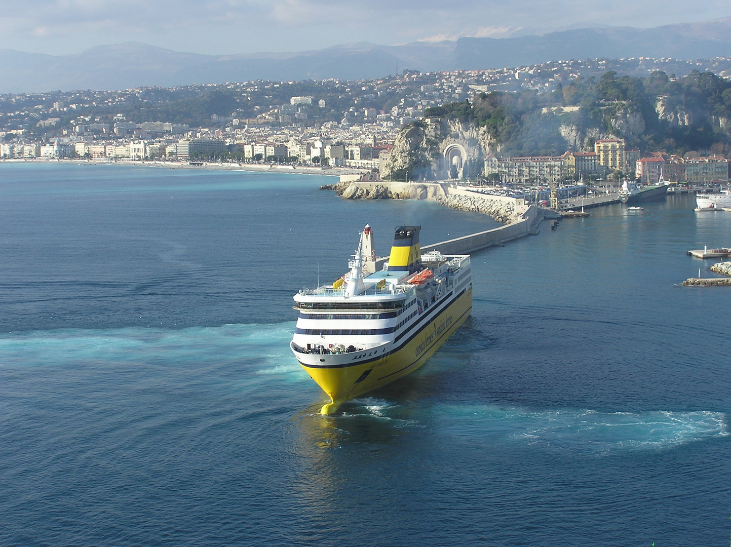 Arrivée à Nice du ferry corsica-sardinia