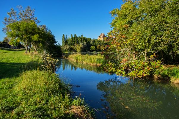 Arrivée au château de Lanquais (24)