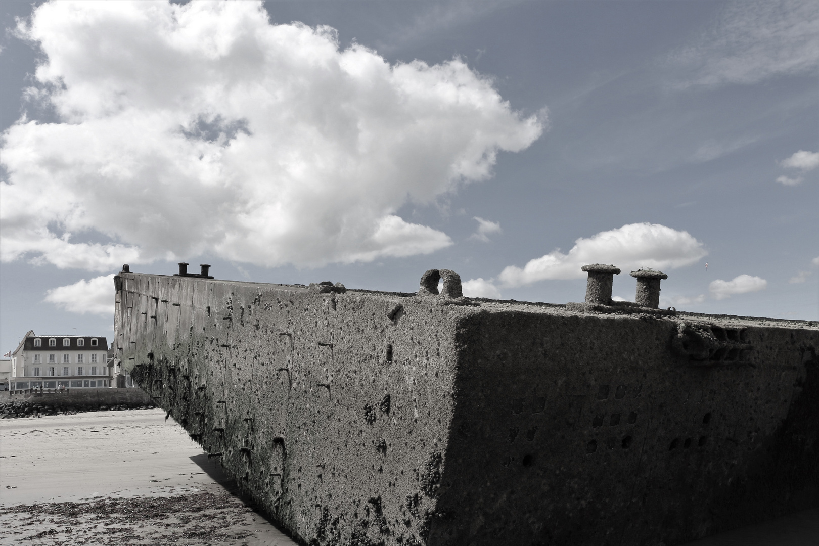 Arromanches Strand