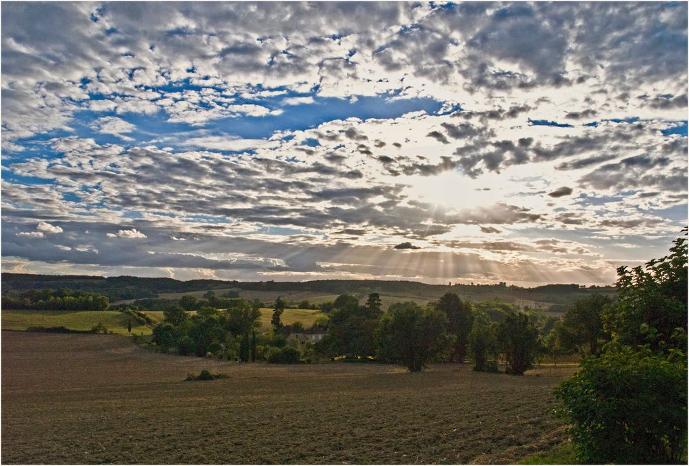 Arrosage lumineux sur le paysage