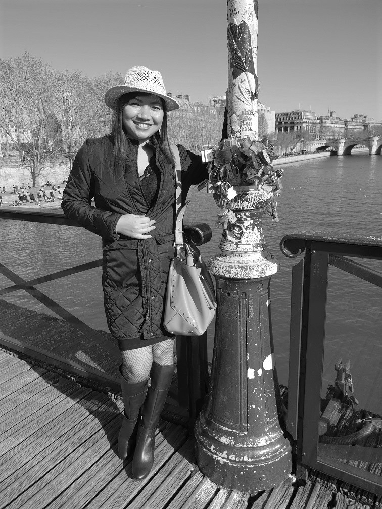 Art Bridge in Paris