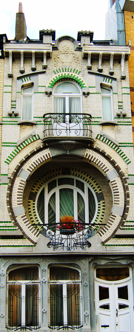 Art Nouveau