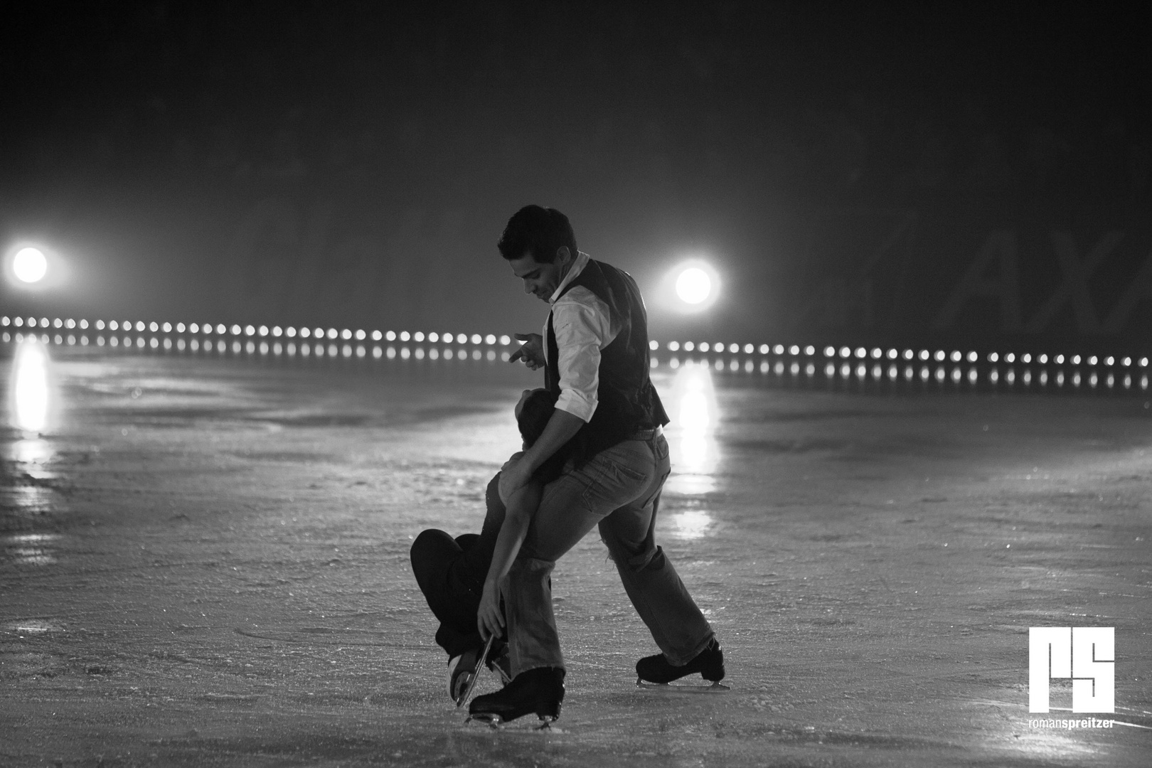 ART ON ICE