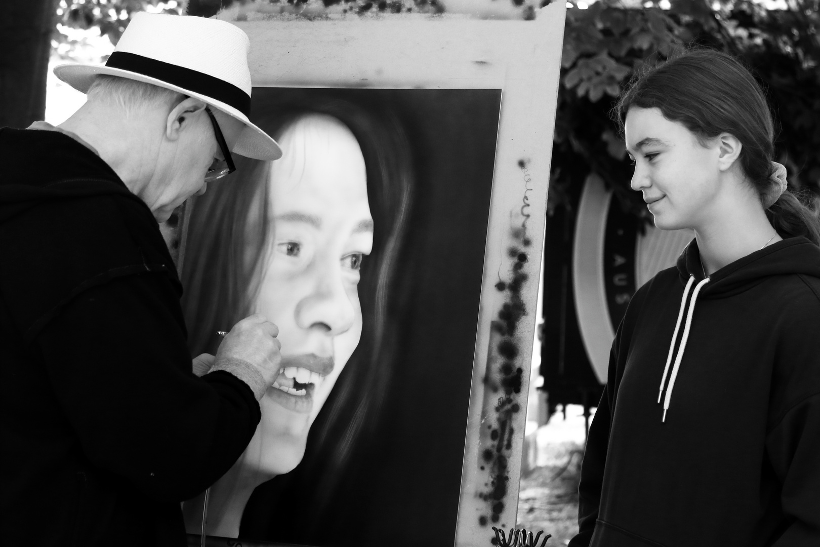 Artist and model Foto & Bild streetfotografie mit menschen, sw