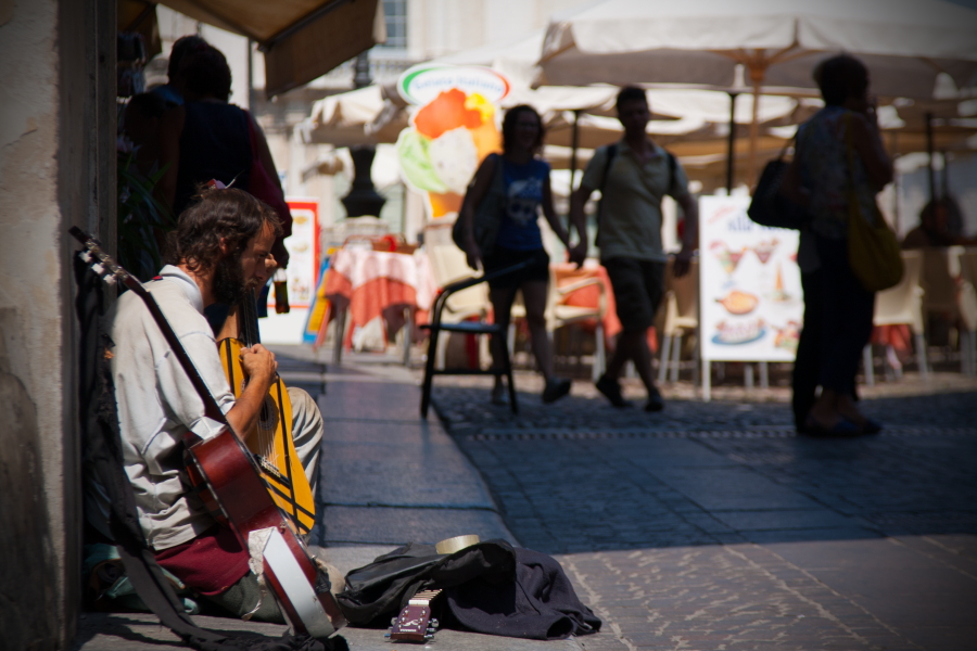 Artista di strada a Mantova