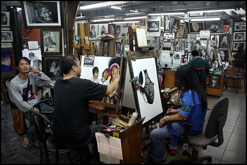 Artists in Chiengmai Night Market Bazar