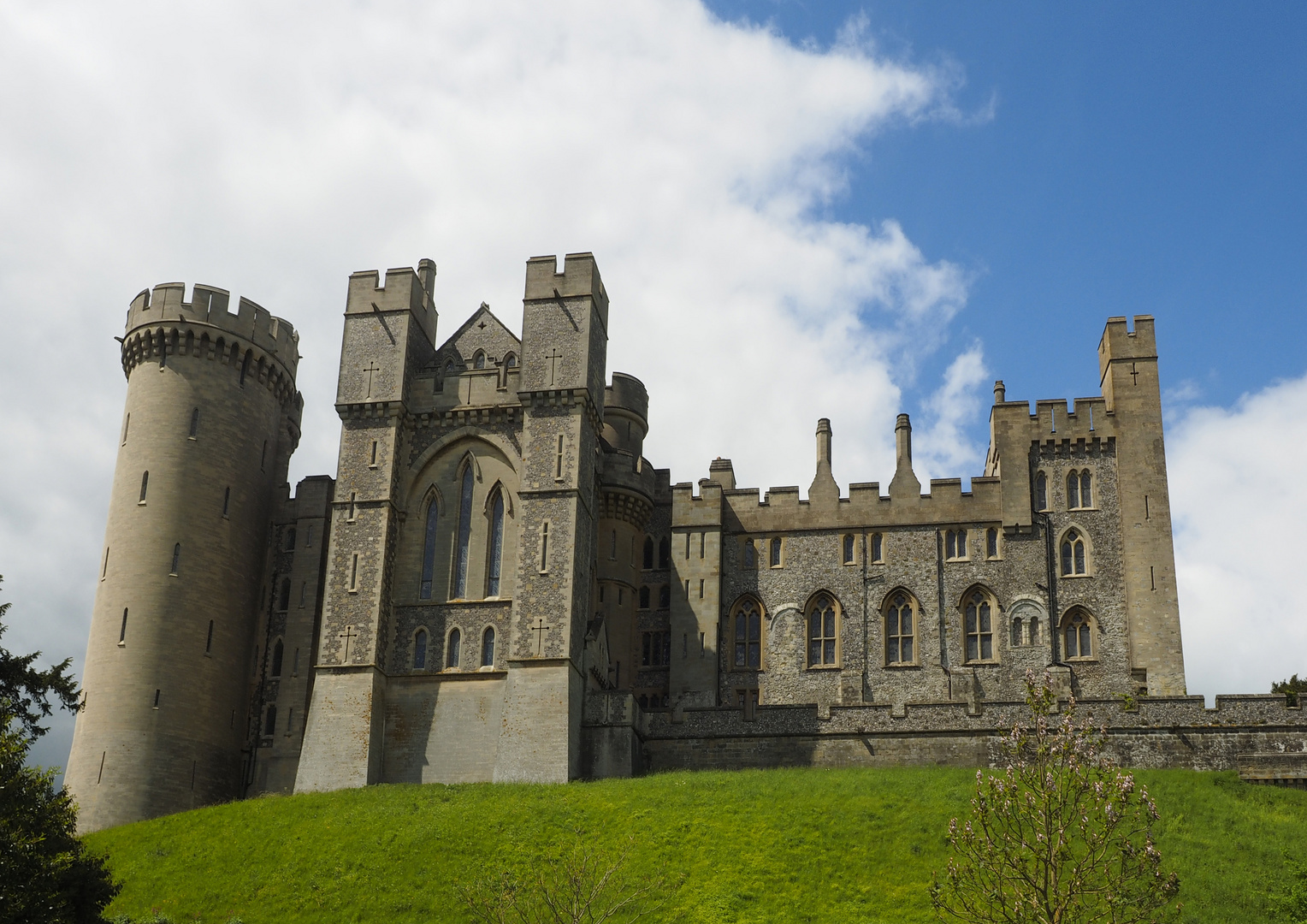 ARUNDEL CASTLE 2