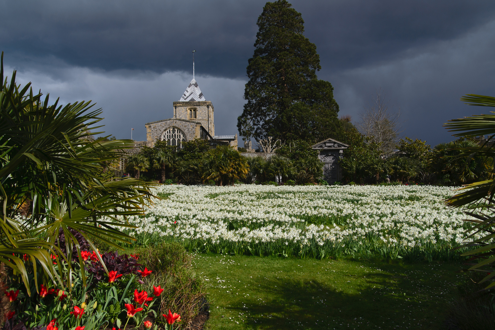 [ Arundel Castle Gardens ]