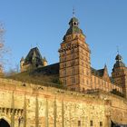 Aschaffenburger Schloss mit Schlossmauer